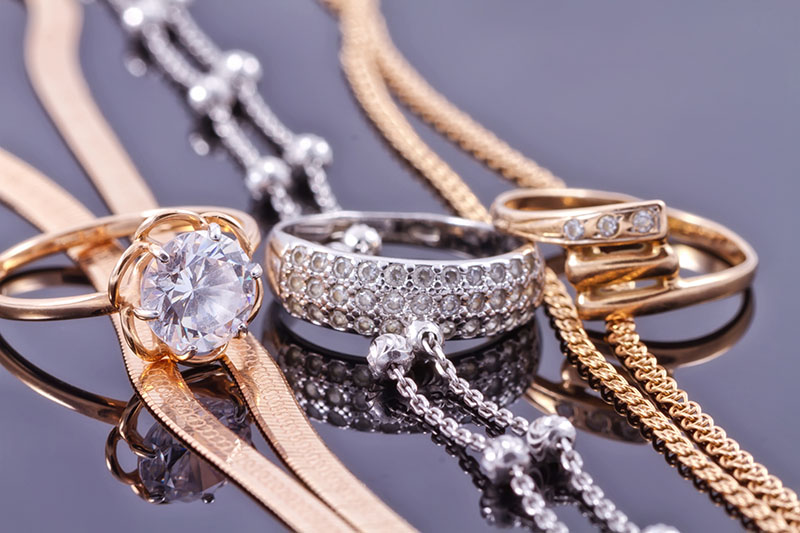 How to Choose the Right Metal for Your Jewelry